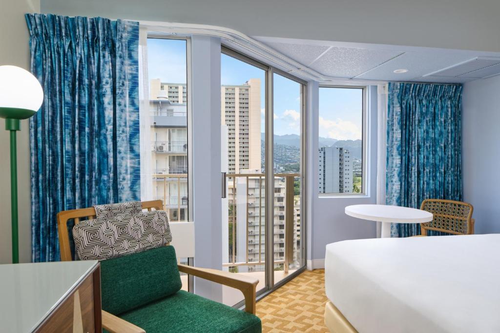 Waikiki Malia